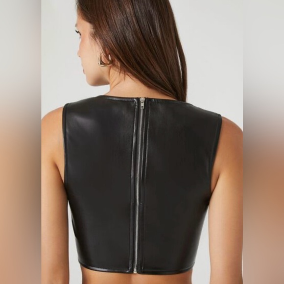 Forever21 Faux Leather Corset Crop Top Small - Picture 4 of 7
